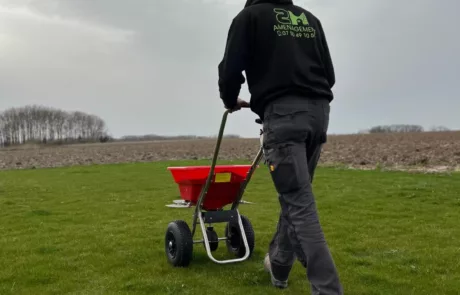 Engazonnement à Arras, Lens, Douai, Lille - 2M Aménagement Paysagiste